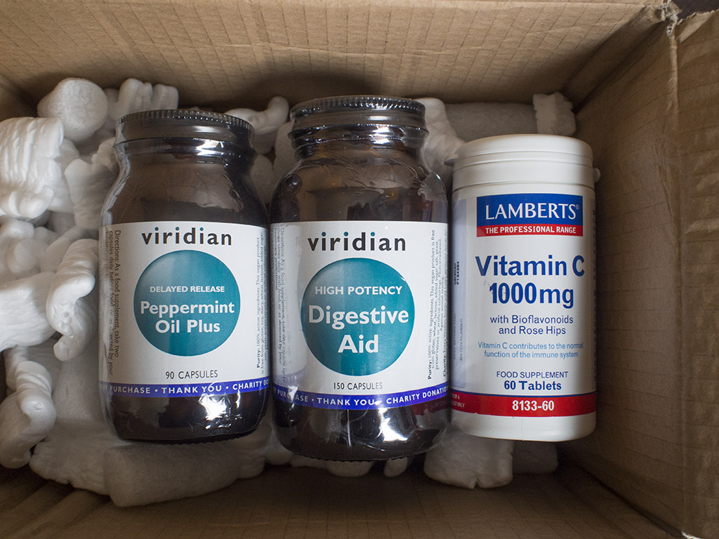 Pipirmėčių aliejus kapsulėse, maisto papildai virškinimui, vitaminas C iš natureshealthbox.co.uk