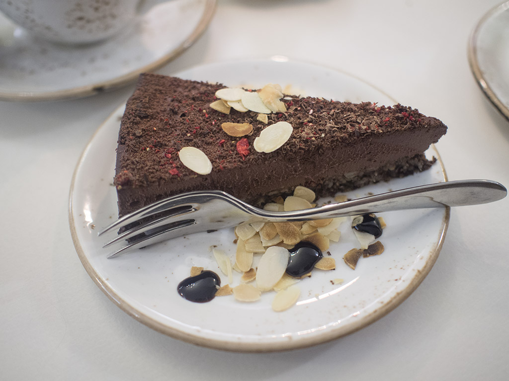 Veganiškas braškinis-šokoladinis tortas, 3.20 €